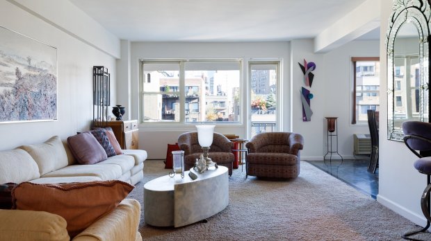 05OTM-NYC-slide-XMUG-videoSixteenByNineJumbo1600