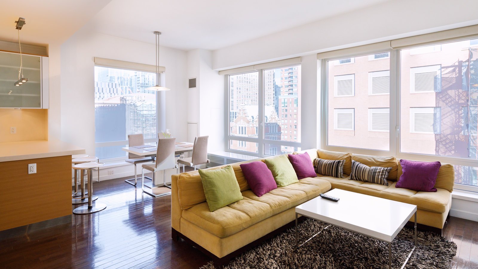 03OTM-NYC-slide-9RWD-videoSixteenByNineJumbo1600