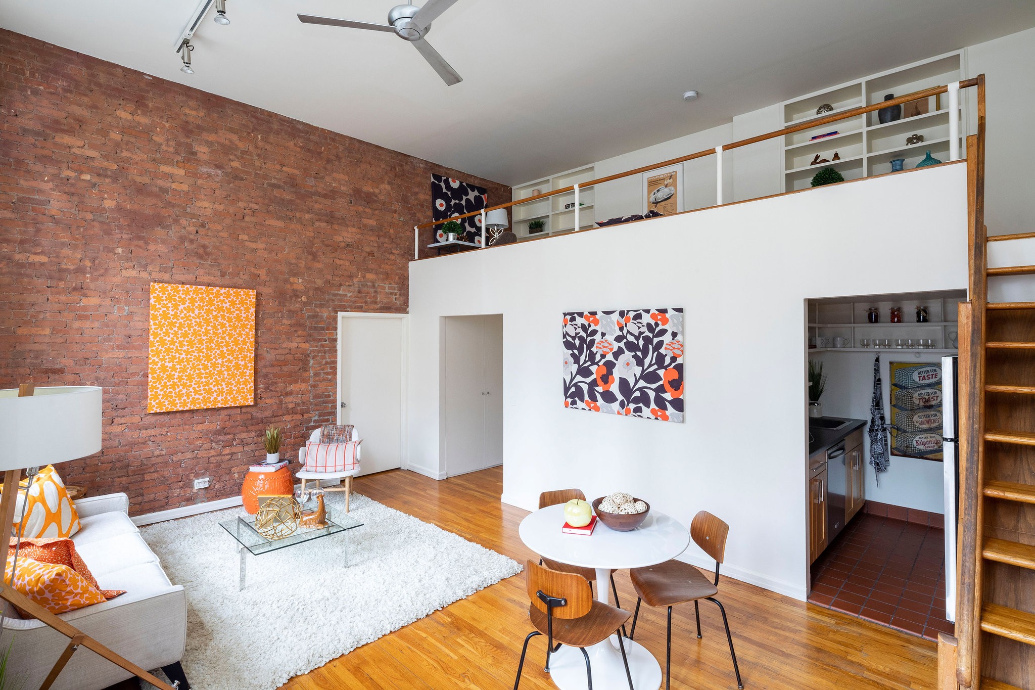 16OTM-NYC-slide-AQXM-superJumbo